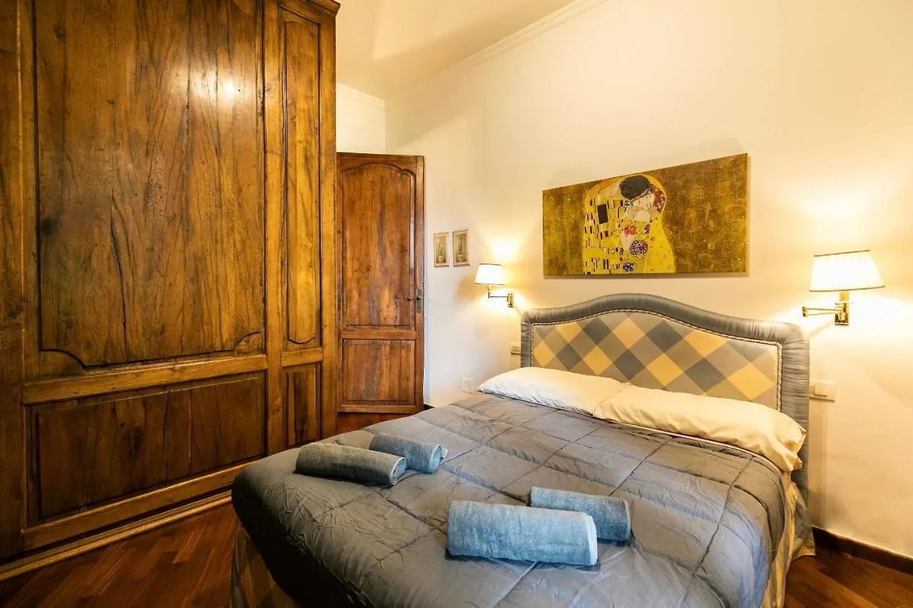 Klimt - Jacuzzi 5 Star - Luxury Design Apartment Milano 0*,  Italien